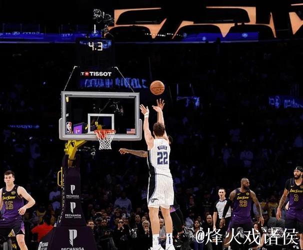 小瓦格纳砍下35分魔术力克76人 老鹰打破雄鹿7连胜纪录